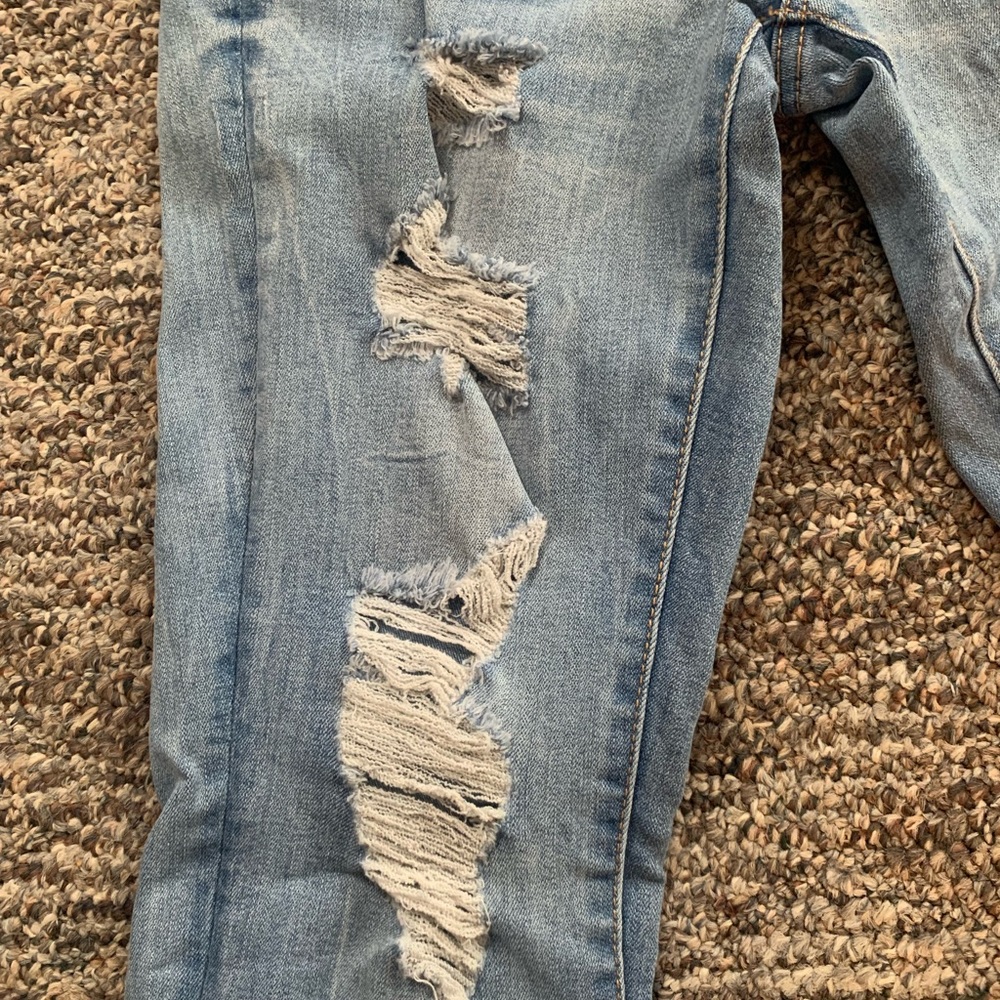 Low Rise Ripped Jeans - Picture 4 of 4